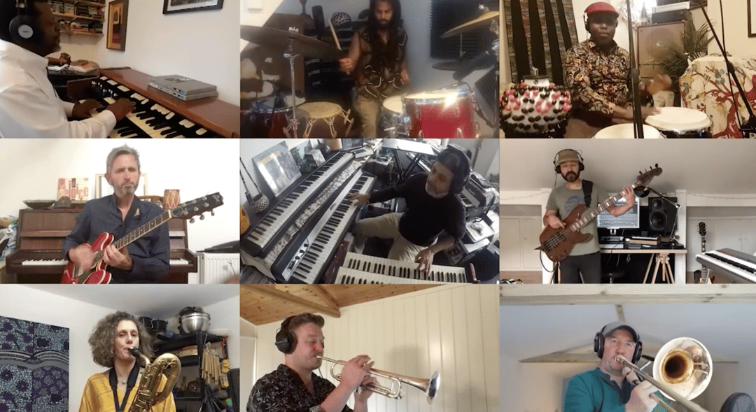 Photo of set Dele Sosimi.