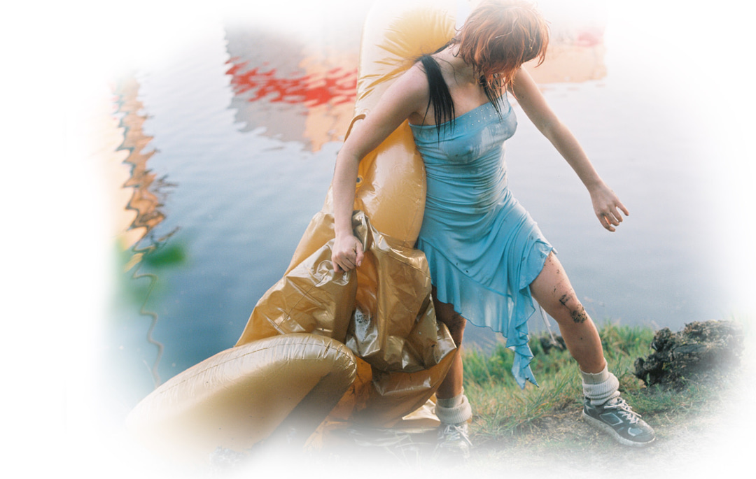 Photo of set Thoom: Eat to Taste.