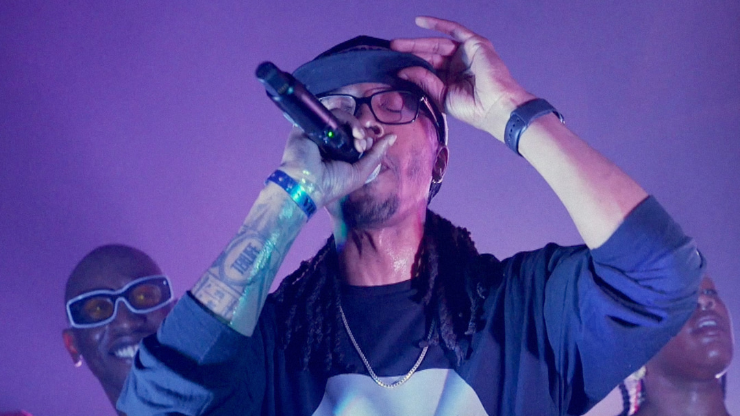 Photo of set DJ Spinn & The Era.