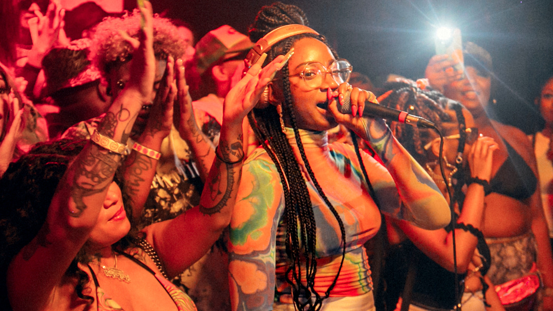 Photo of set DOUBLEDUTCH.