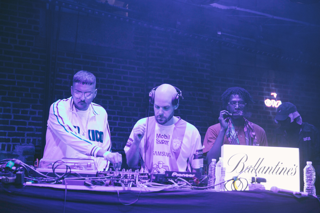 Photo of set Like That Records.