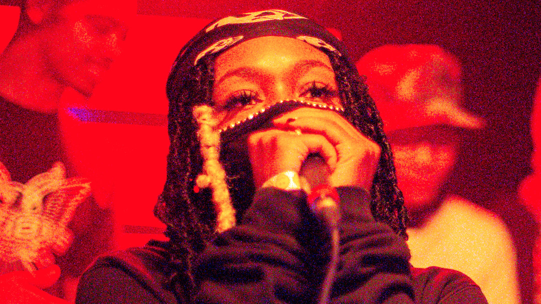 Photo of set MuddyMya.