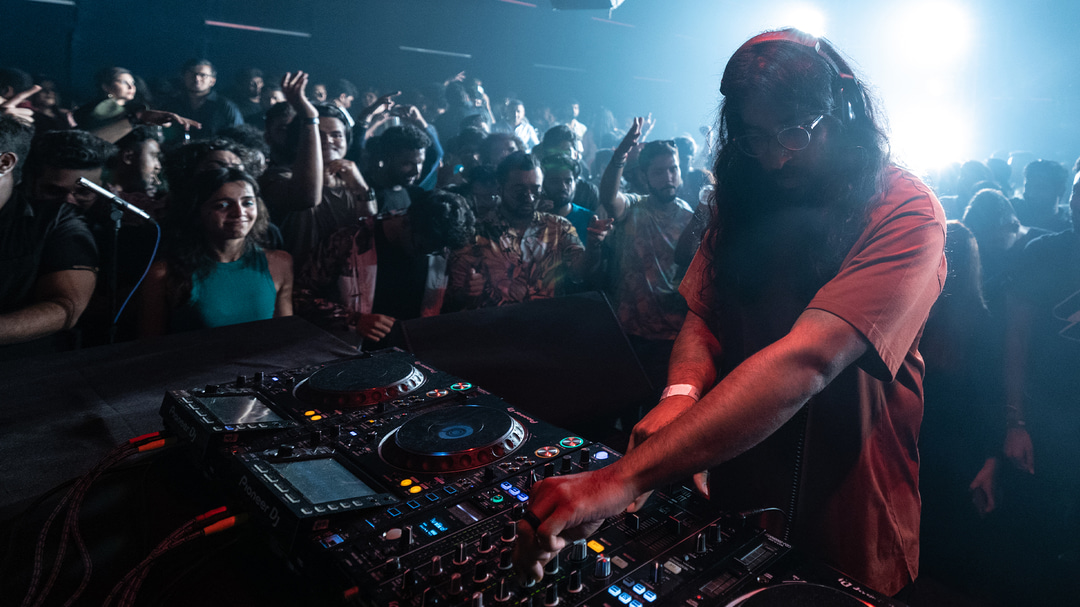 Photo of set Nikki Nair.