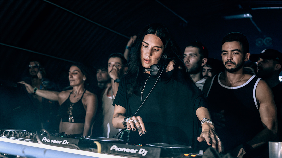 Photo of set Philippa Pacho.