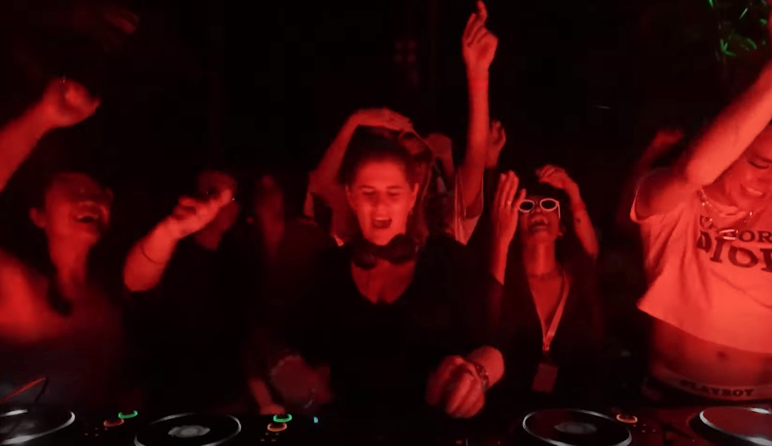 Photo of set CC:DISCO!.