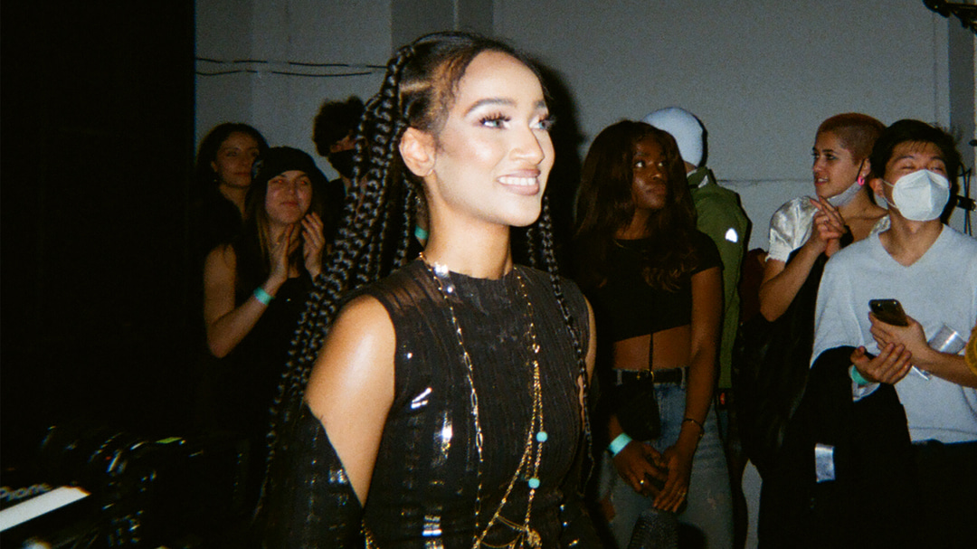 Photo of set Shay UFO.