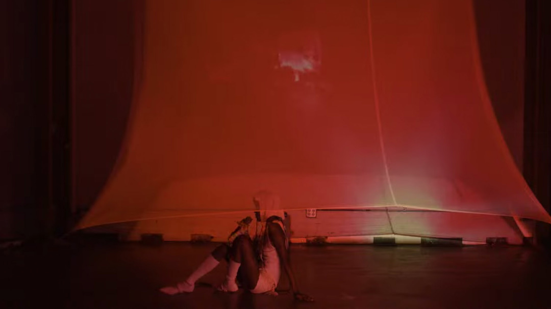 Photo of set TWEAKS (Live PA).