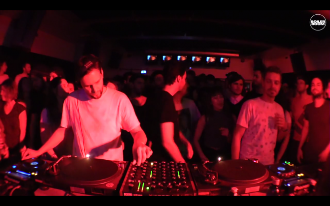 Photo of set Oliver Hafenbauer.