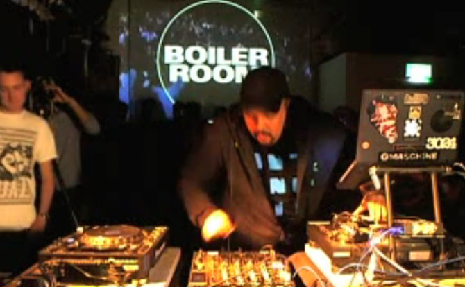 Photo of set dBridge.