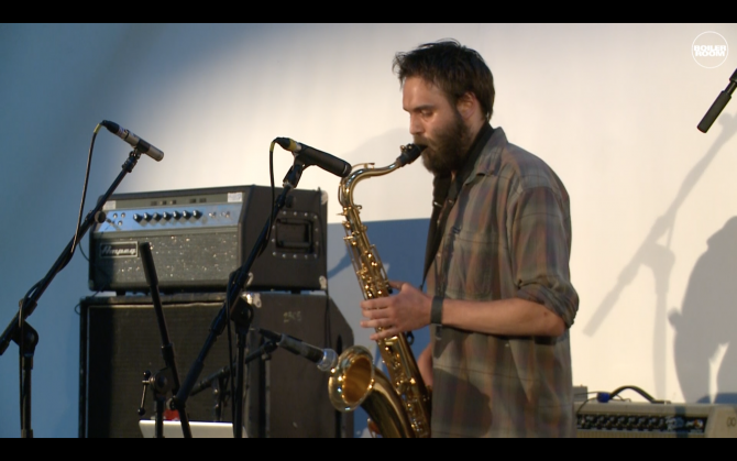 Photo of set Ben Vince.