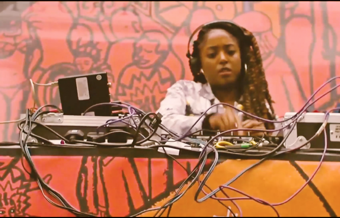 Photo of set Radi Dadi.