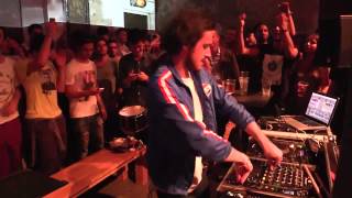 Photo of set Lucien.