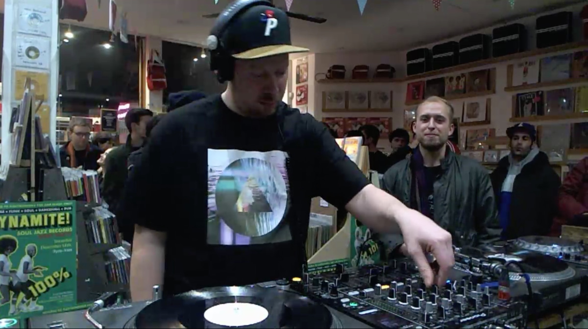 Photo of set Mr Beatnick.