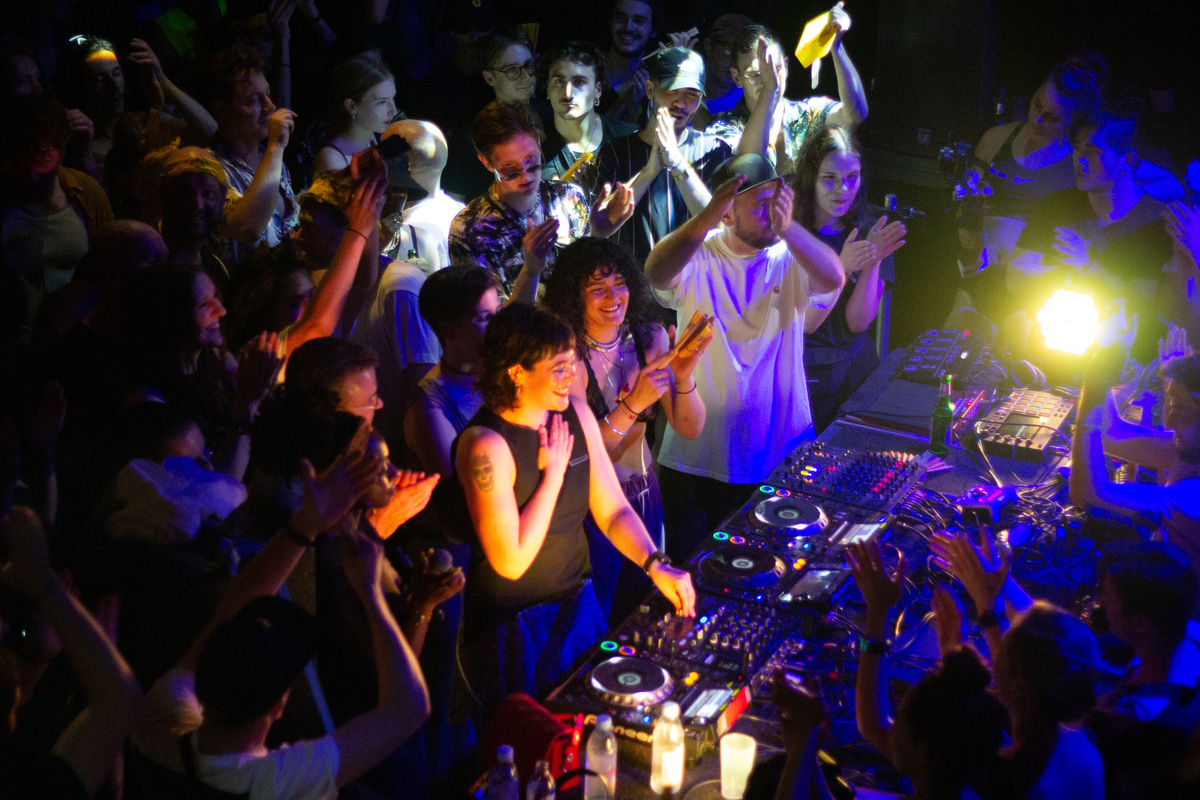 Photo of set Louisahhh.