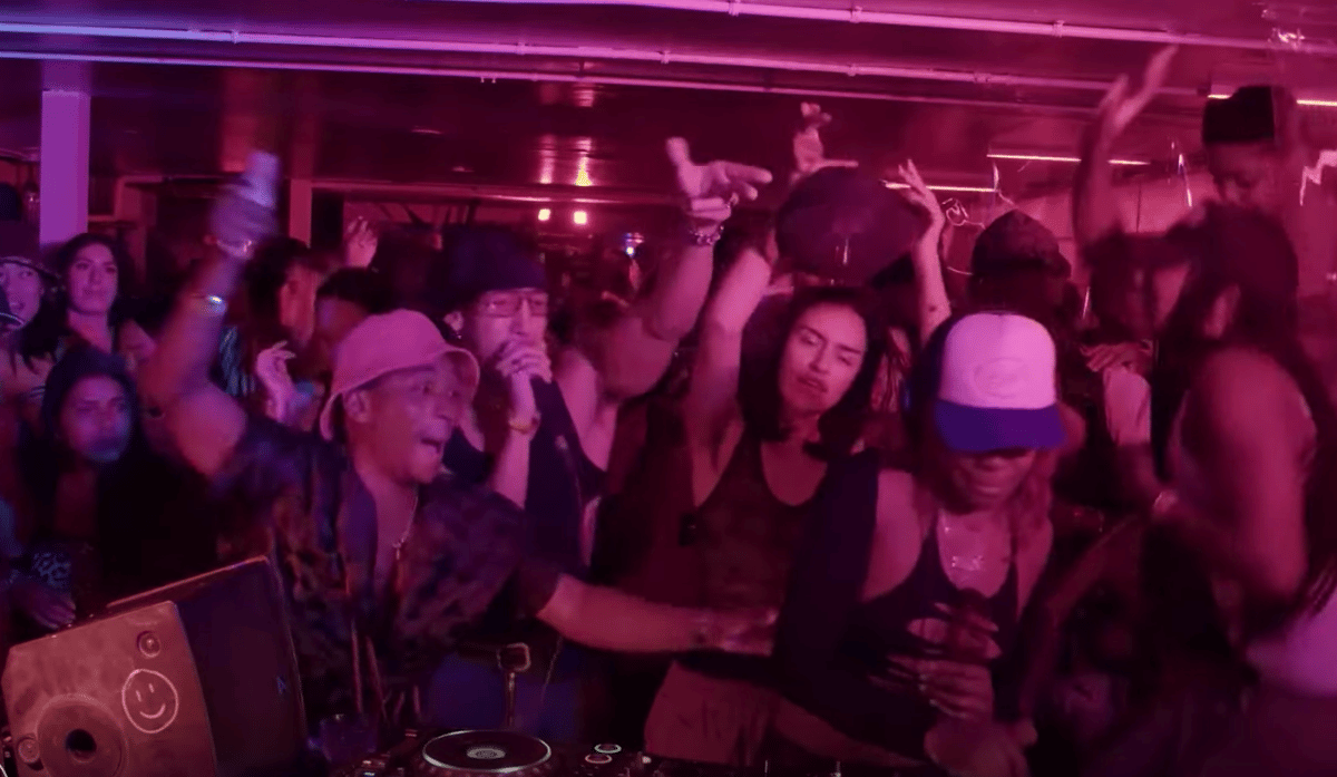 Photo of set Bambii.