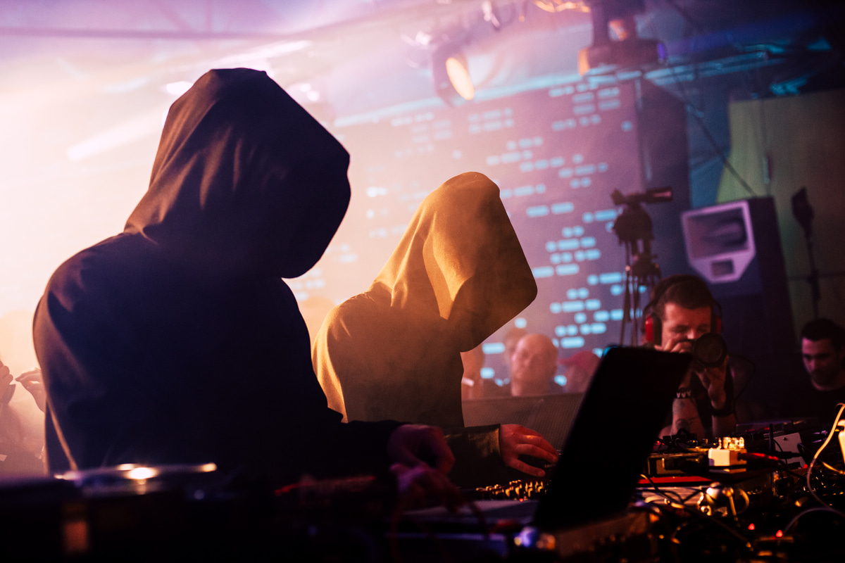 Photo of set SHXCXCHCXSH.