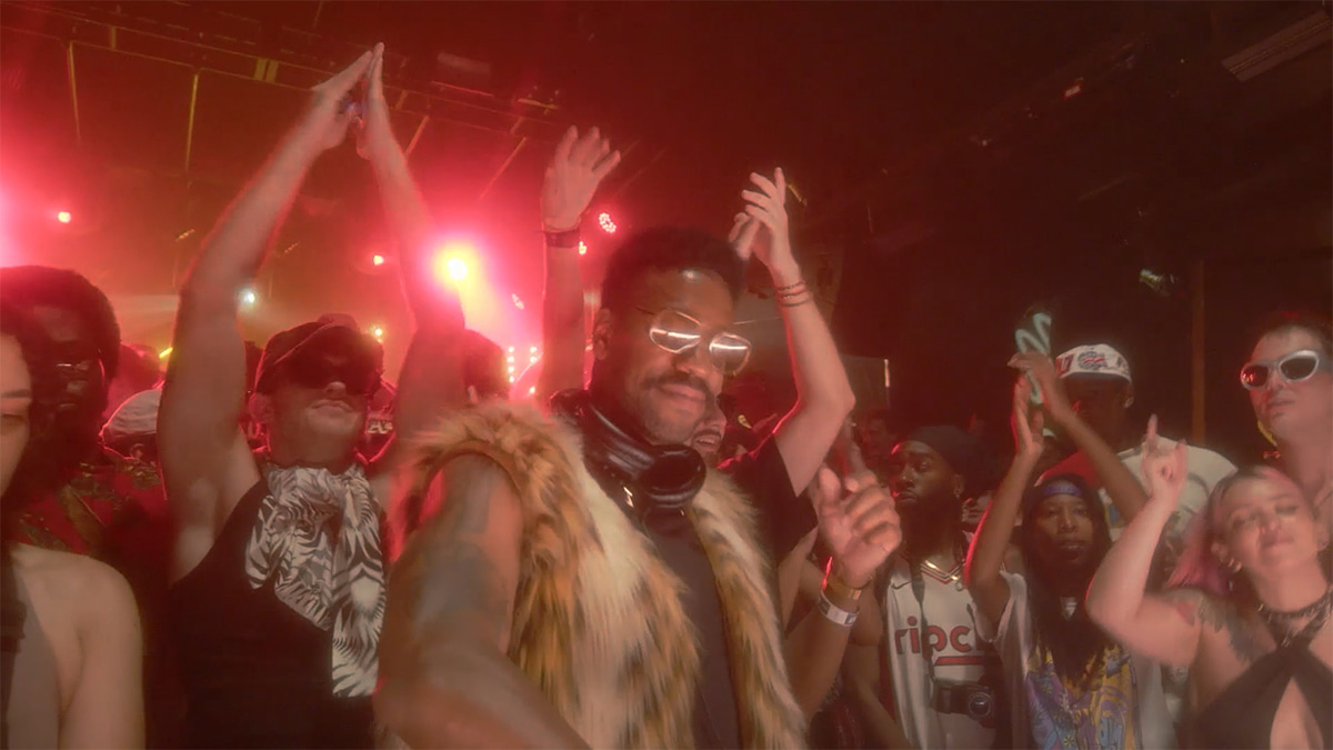 Photo of set DJ DOTWAV.