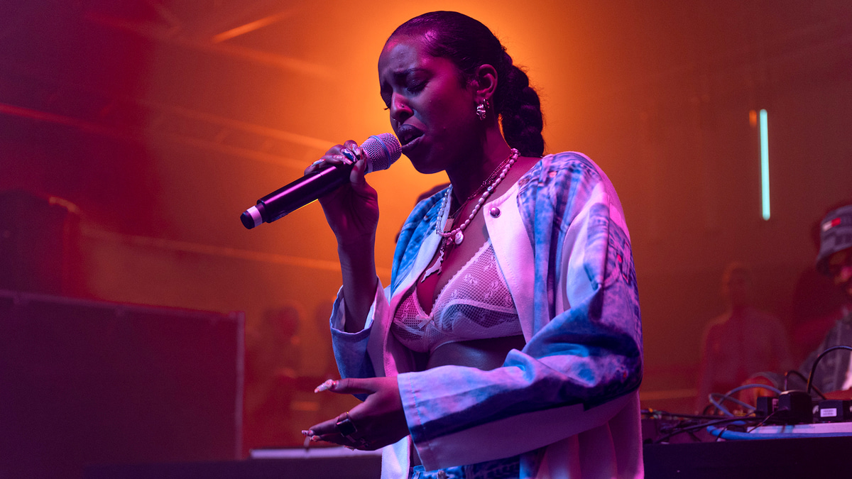 Photo of set Gaidaa - Falling Higher.