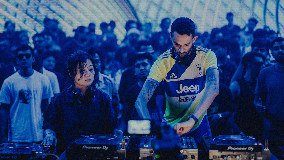 Photo of set Himay b2b Soo. B.