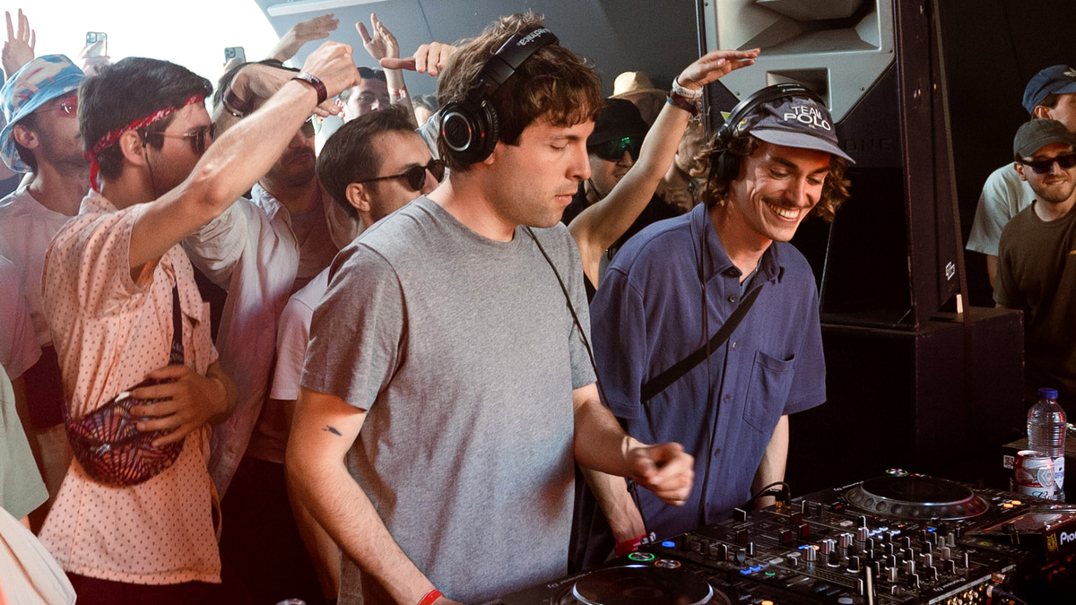 Photo of set Phillip Jondo b2b DJ Python.