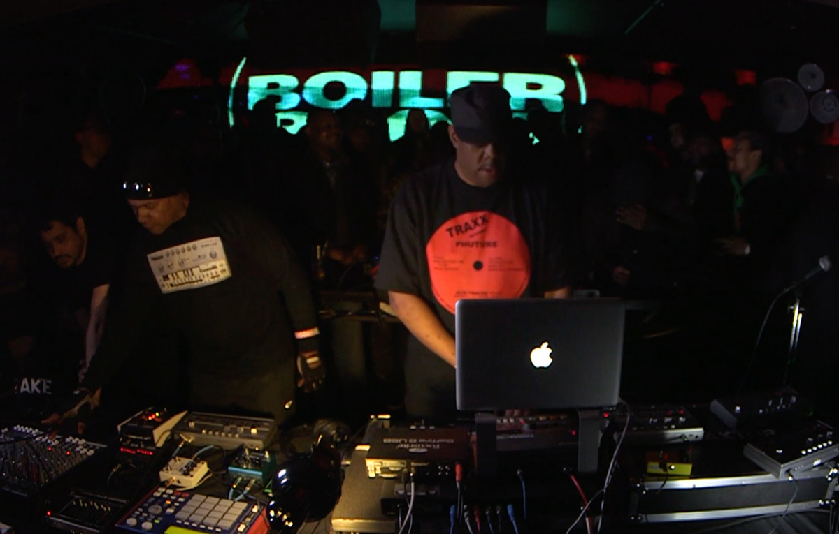 Photo of set Phuture.