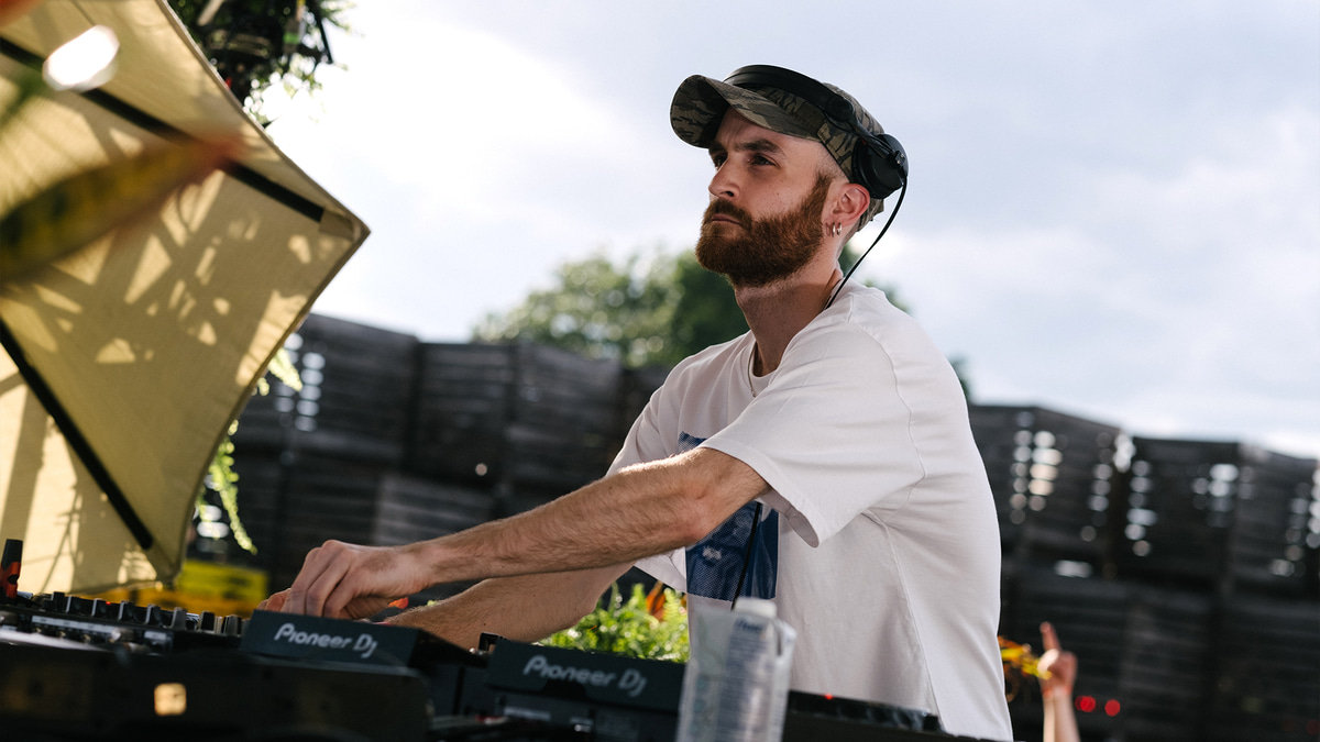 Photo of set Priori.