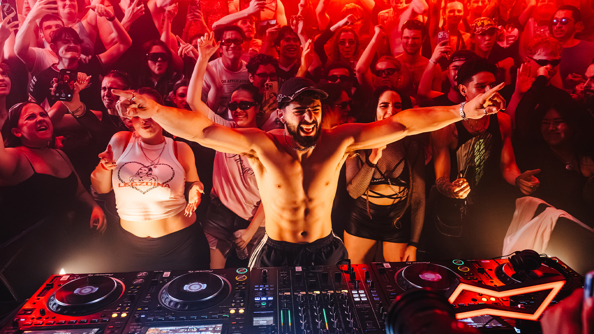 Photo of set Restricted.