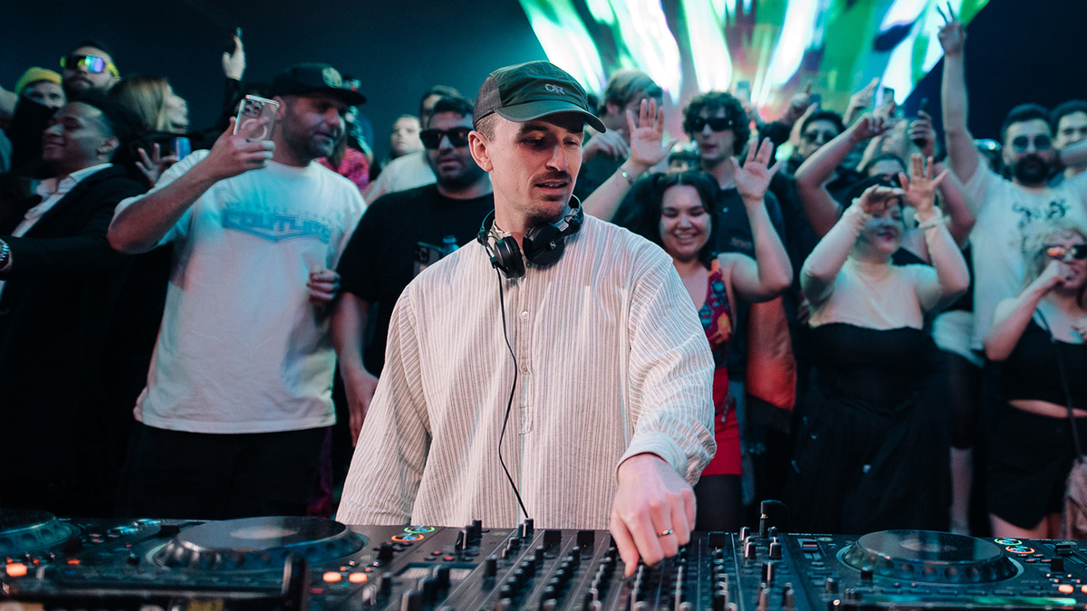 Photo of set Ross From Friends.