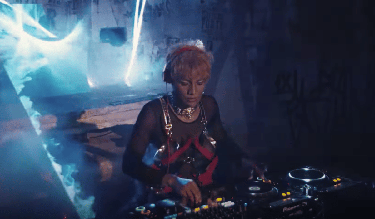 Photo of set Kiara Felippe.