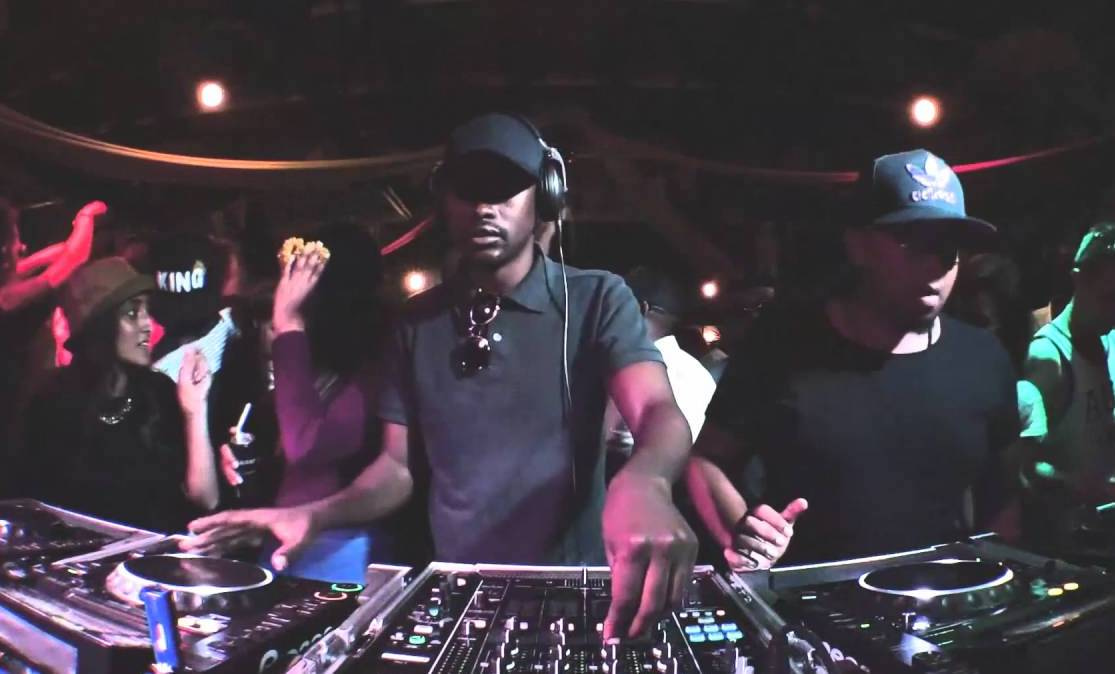 Photo of set Sir Vincent b2b Thibo Tazz.